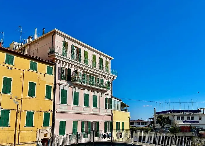 公寓 Porto Vecchio 圣雷默